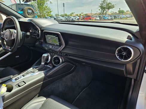 Certified 2016 Chevrolet Camaro SS RWD image 24