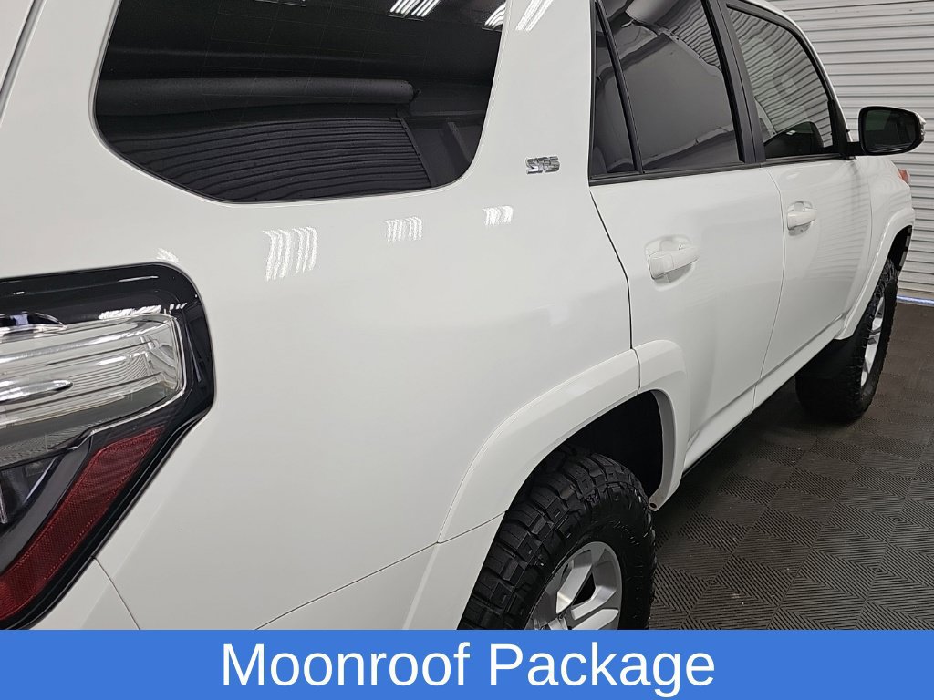 Used 2024 Toyota 4Runner SR5 Premium w/ Moonroof Package RWD image 11