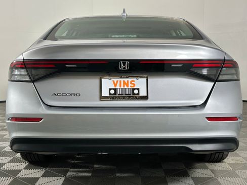 Used 2023 Honda Accord EX image 23