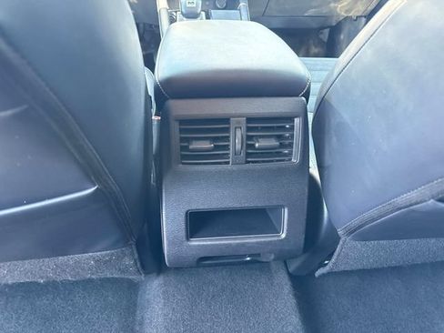 Used 2024 Mitsubishi Outlander SE FWD image 14