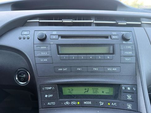 Used 2010 Toyota Prius Five image 24