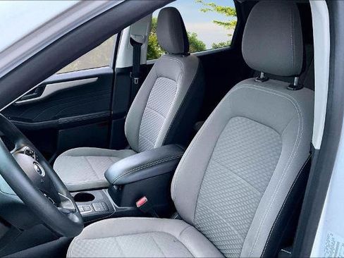 Certified 2022 Ford Escape SE AWD/4WD image 24