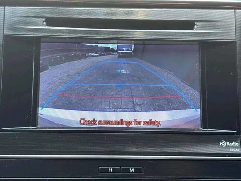 Used 2013 Toyota Avalon XLE image 32