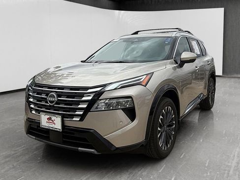 Used 2026 Nissan Rogue Platinum w/ Platinum Premium Package AWD/4WD image 1