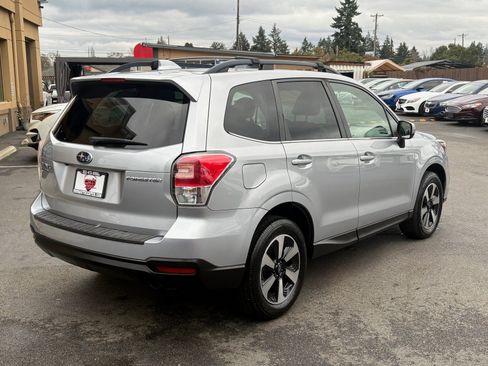 Used 2018 Subaru Forester 2.5i Limited w/ Popular Package #3B image 7