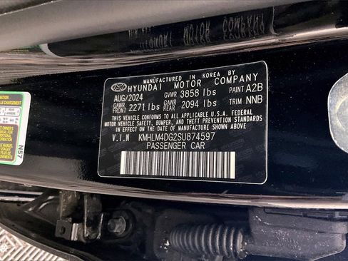 Used 2025 Hyundai Elantra Sport image 26