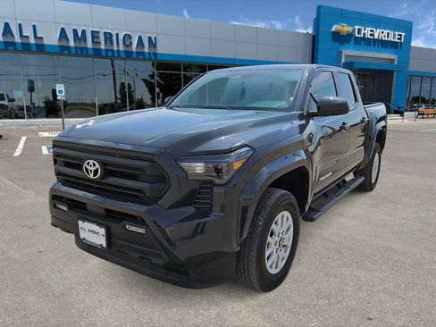 Used 2025 Toyota Tacoma SR5 AWD/4WD image 1