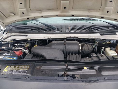 Used 2010 Ford E-450 and Econoline 450 Super Duty image 12