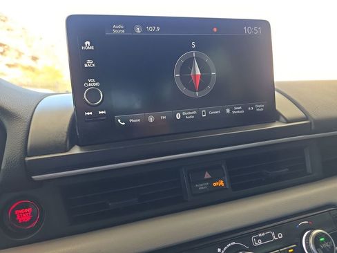 Used 2024 Honda Pilot EX-L image 14