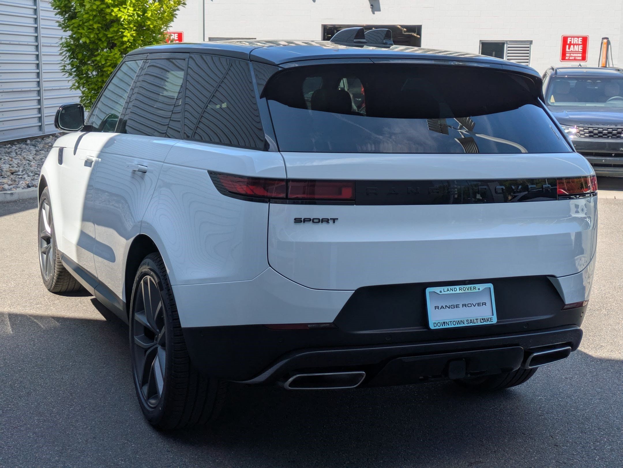 New 2026 Land Rover Range Rover Sport SE AWD/4WD image 7