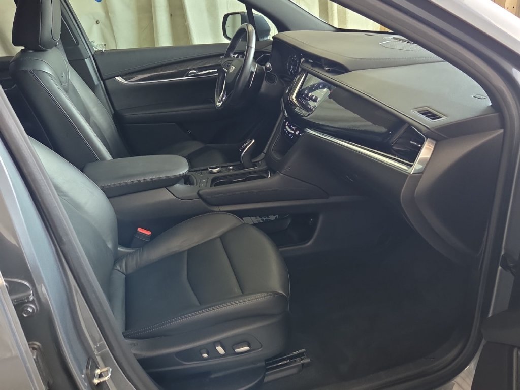 Used 2020 Cadillac XT6 Sport AWD/4WD image 15