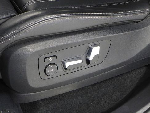 Used 2020 BMW X5 sDrive40i w/ Premium Package image 23