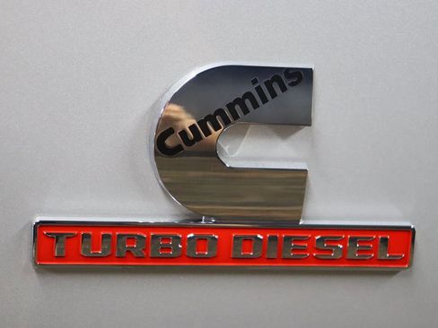 Used 2026 RAM 2500 Laramie AWD/4WD image 10