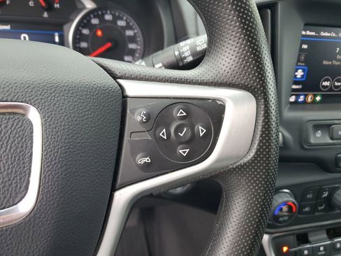 Used 2022 GMC Terrain SLE w/ Driver Convenience Package AWD/4WD image 19
