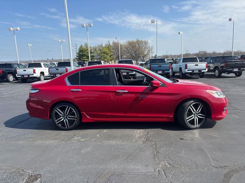 Used 2017 Honda Accord Sport Special Edition image 9