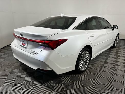 Certified 2020 Toyota Avalon Limited w/ Advanced Safety Package image 5