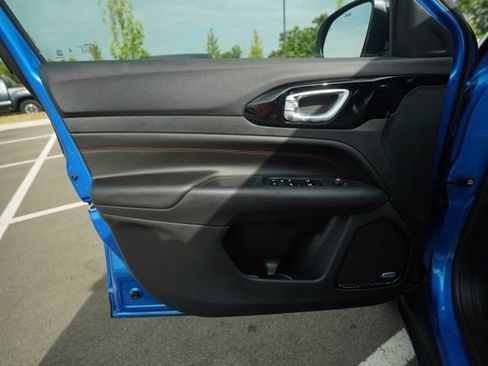 New 2025 Jeep Compass Trailhawk w/ Sun & Sound Group image 13