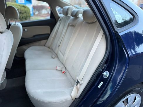 Used 2009 Hyundai Elantra GLS image 14