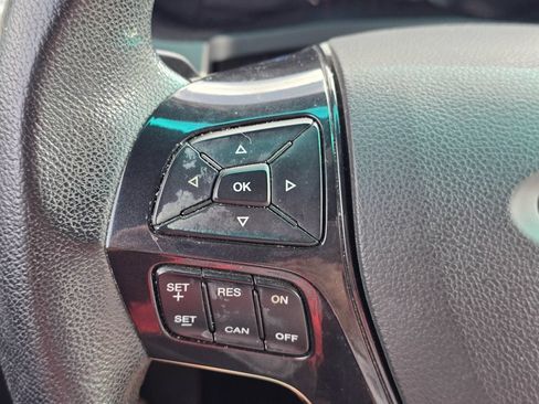 Used 2017 Ford Explorer XLT w/ Equipment Group 202A FWD image 20