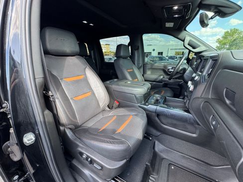 Used 2022 GMC Sierra 3500 AT4 w/ AT4 Premium Plus Package AWD/4WD image 18
