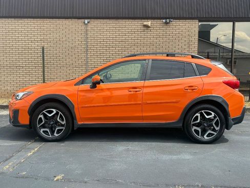 Used 2019 Subaru Crosstrek 2.0i Limited w/ Moonroof Package w/Navigation AWD/4WD image 2