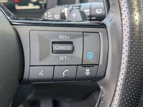 Used 2024 Nissan Rogue Platinum w/ Platinum Premium Package FWD image 20