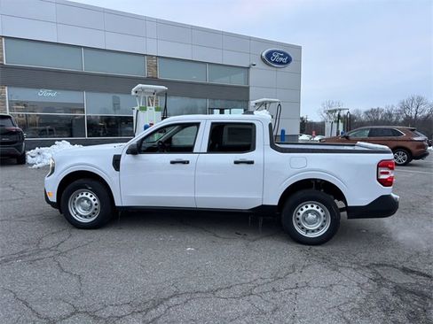 New 2025 Ford Maverick XL w/ Equipment Group 101A image 4