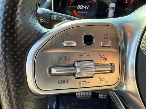 Used 2021 Mercedes-Benz GLA 250 image 29