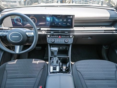 New 2025 Hyundai Santa Cruz SE image 12