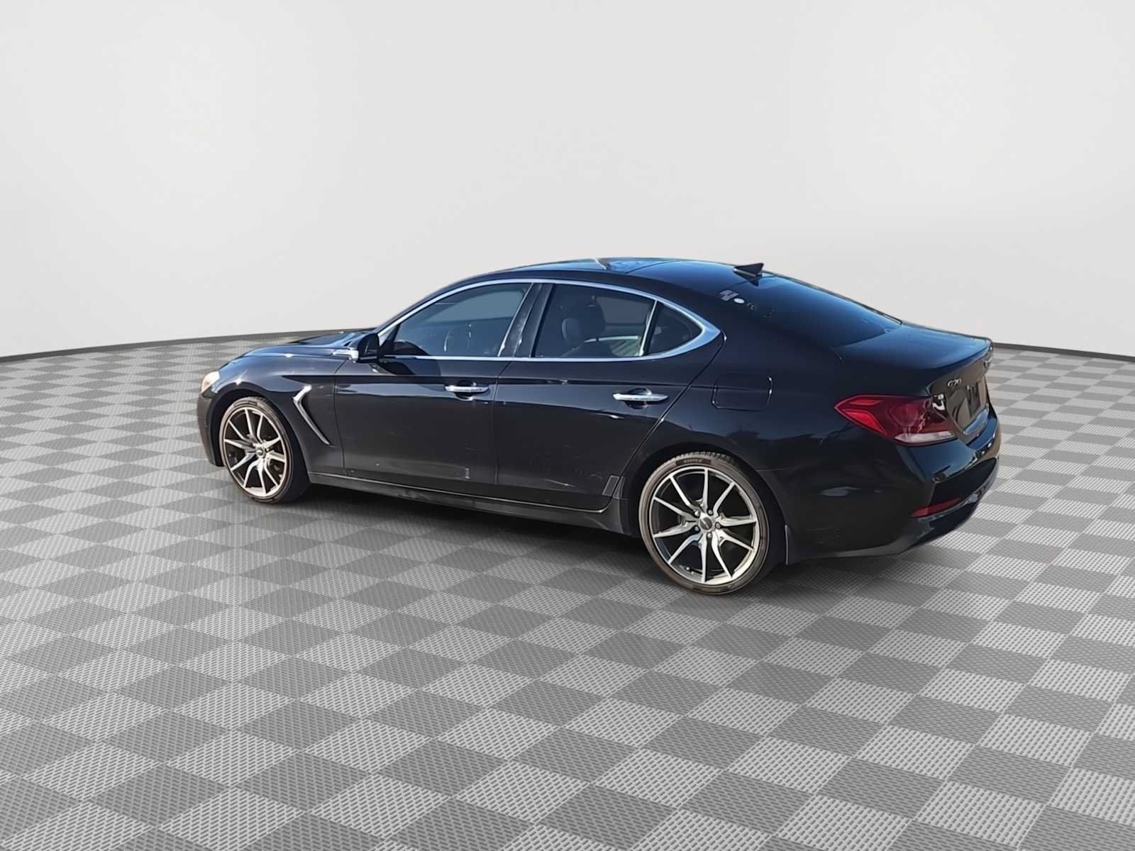 Used 2021 Genesis G70 2.0T w/ Prestige Package RWD image 6