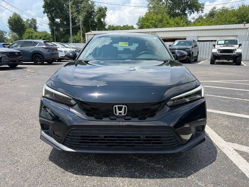 Used 2024 Honda Civic Sport image 2