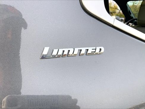 Used 2025 Toyota Tundra Limited image 9