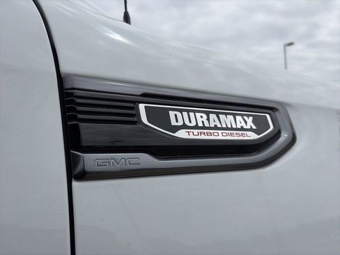 Used 2025 GMC Sierra 1500 AT4 w/ AT4 Premium Package AWD/4WD image 21