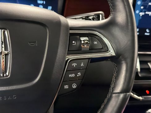Used 2022 Lincoln Navigator Reserve AWD/4WD image 24