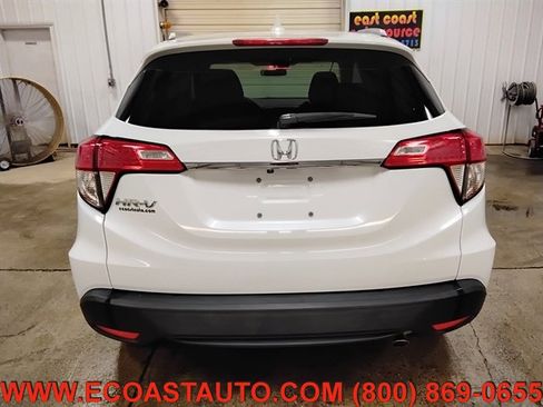 Used 2021 Honda HR-V EX image 7