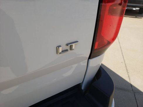 Used 2022 Chevrolet Colorado LT w/ Fleet Safety Package RWD image 22
