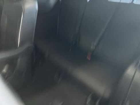 Used 2025 Buick Enclave Preferred image 12