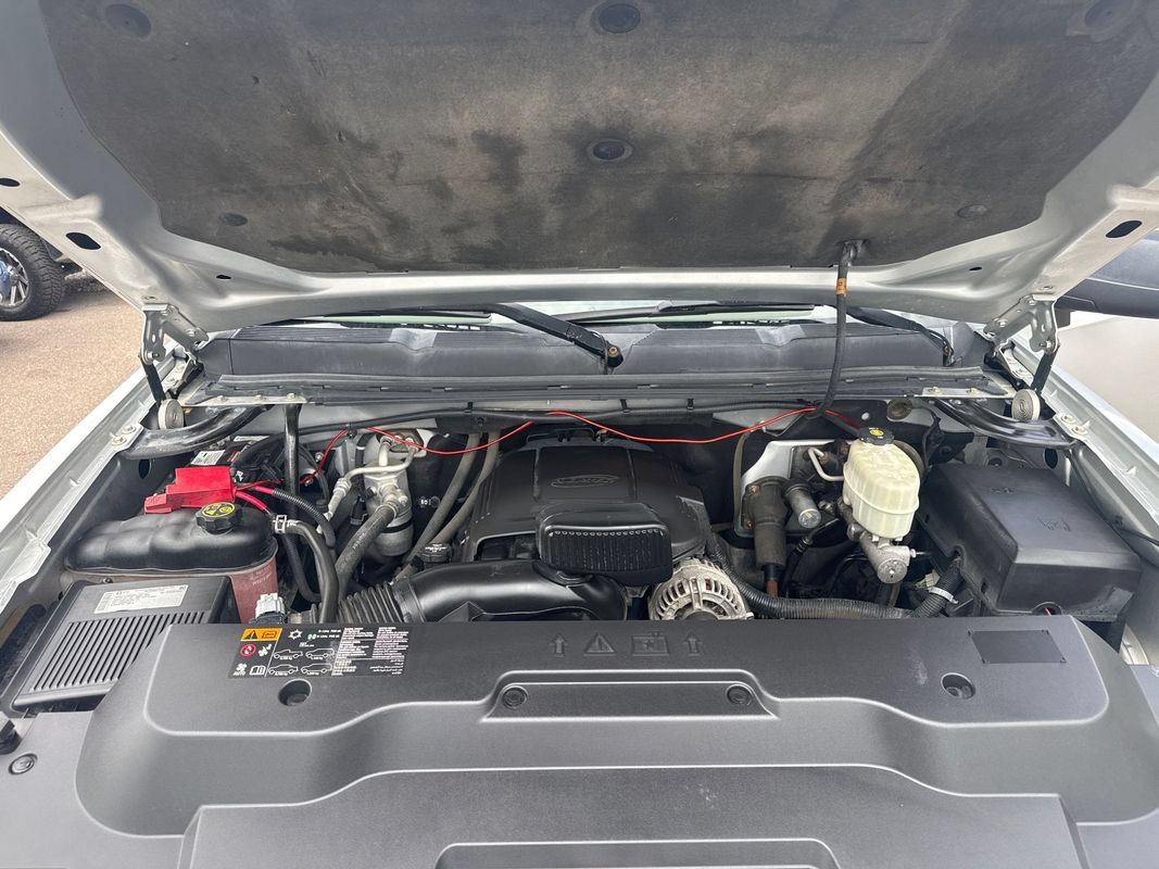 Used 2013 Chevrolet Silverado 2500 W/T AWD/4WD image 17