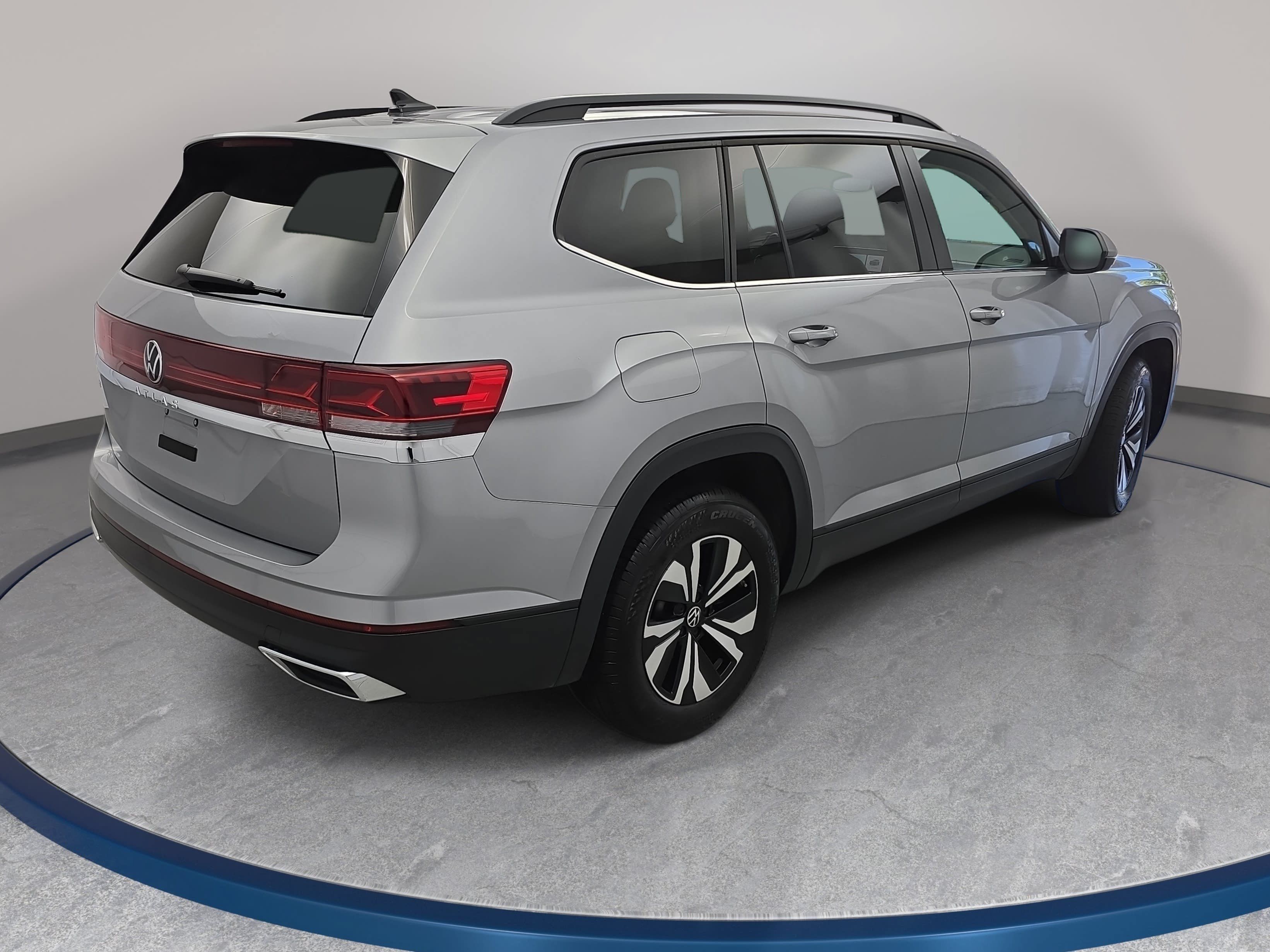 Used 2026 Volkswagen Atlas SE FWD image 5