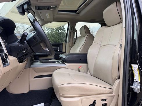 Used 2018 RAM 3500 Laramie Longhorn image 14