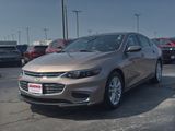 Used 2018 Chevrolet Malibu LT image 2