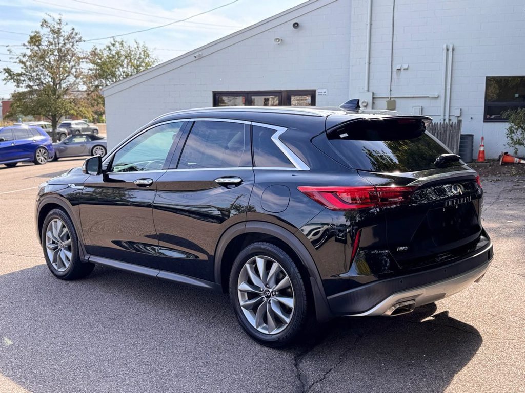 Used 2020 INFINITI QX50 Luxe w/ Cargo Package AWD/4WD image 4