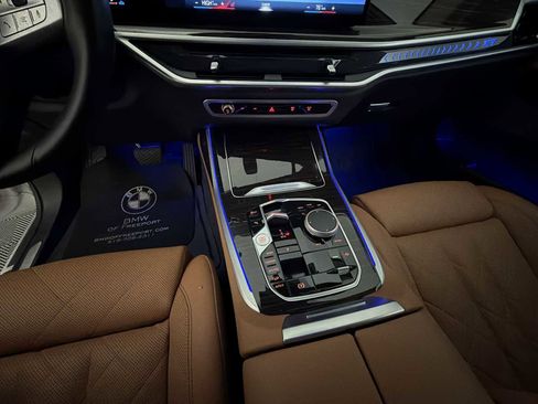 Used 2023 BMW X7 xDrive40i w/ Premium Package image 18