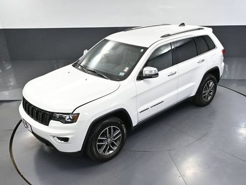 Used 2018 Jeep Grand Cherokee Limited w/ Trailer Tow Group IV AWD/4WD image 57