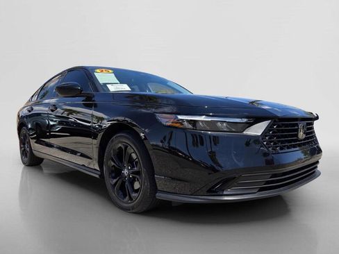 Used 2025 Honda Accord SE image 7