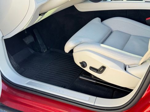 Used 2025 Volvo XC60 B5 Ultra w/ Protection Package Premier image 24