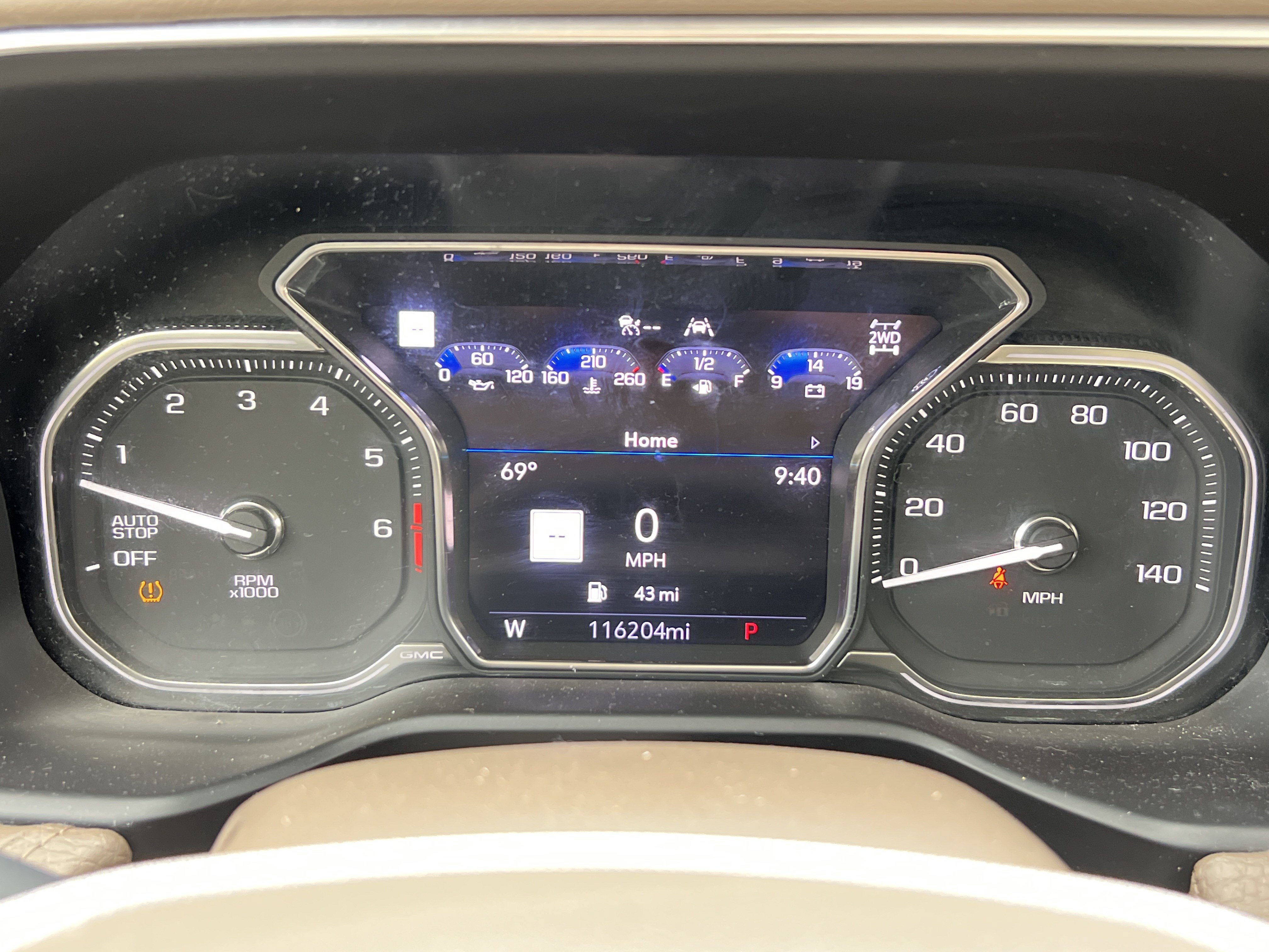 Used 2021 GMC Yukon Denali w/ Denali Premium Package AWD/4WD image 21