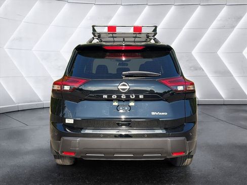 Used 2024 Nissan Rogue SV w/ SV Premium Package AWD/4WD image 4