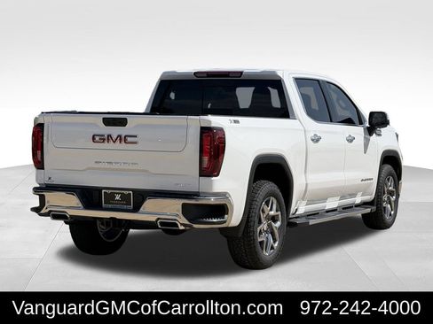 New 2026 GMC Sierra 1500 SLT AWD/4WD image 3