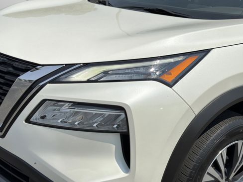 Used 2023 Nissan Rogue SV FWD image 27